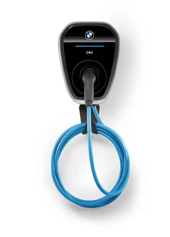 Wallbox Plus (GEN4) avec cable (monophasé / triphasé au choix) pour BMW i8 I12 Authentique